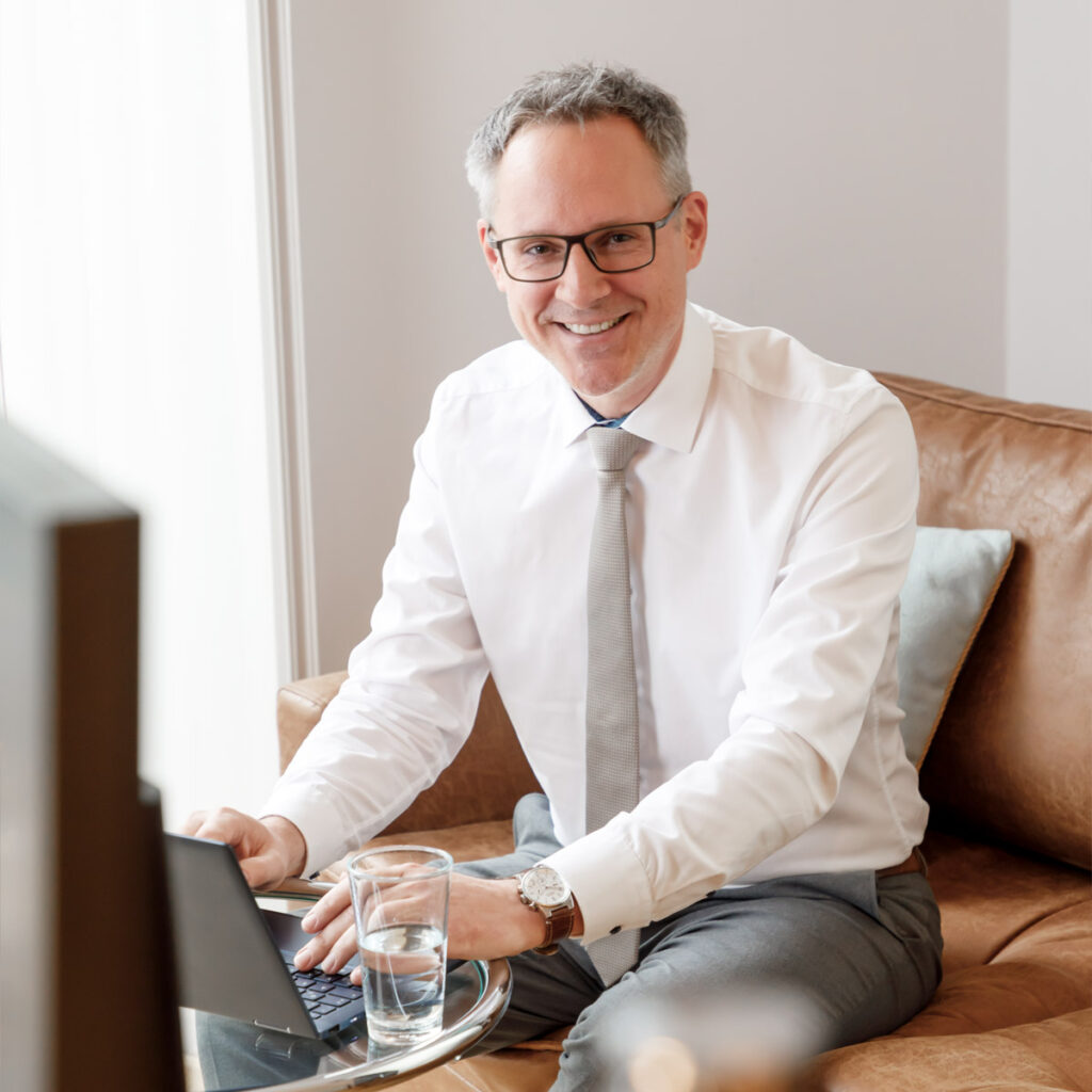 Notar Bielefeld. Fachanwalt für Miet- und Wohnungseigentumsrecht Bielefeld. Fachanwalt für Verkehrsrecht Bielefeld. Rechtsanwalt Bielefeld. Ulf Stuckenberg. Klein Greve Dietrich Rechtsanwälte Partnerschaft mbB.